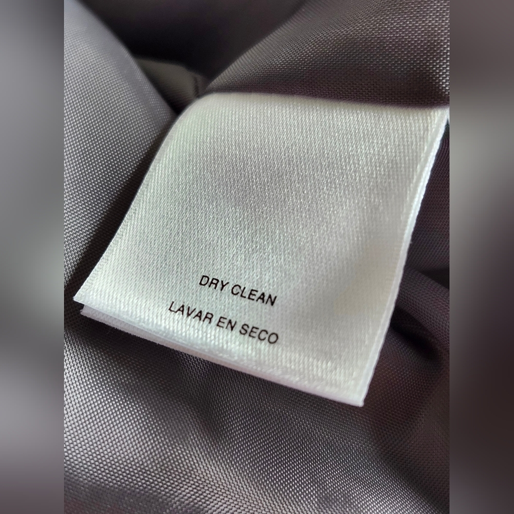 KASPER Seersucker Gray and White Classic Tailored Suit Jacket | Blazer. Size 6. - Picture 9 of 11